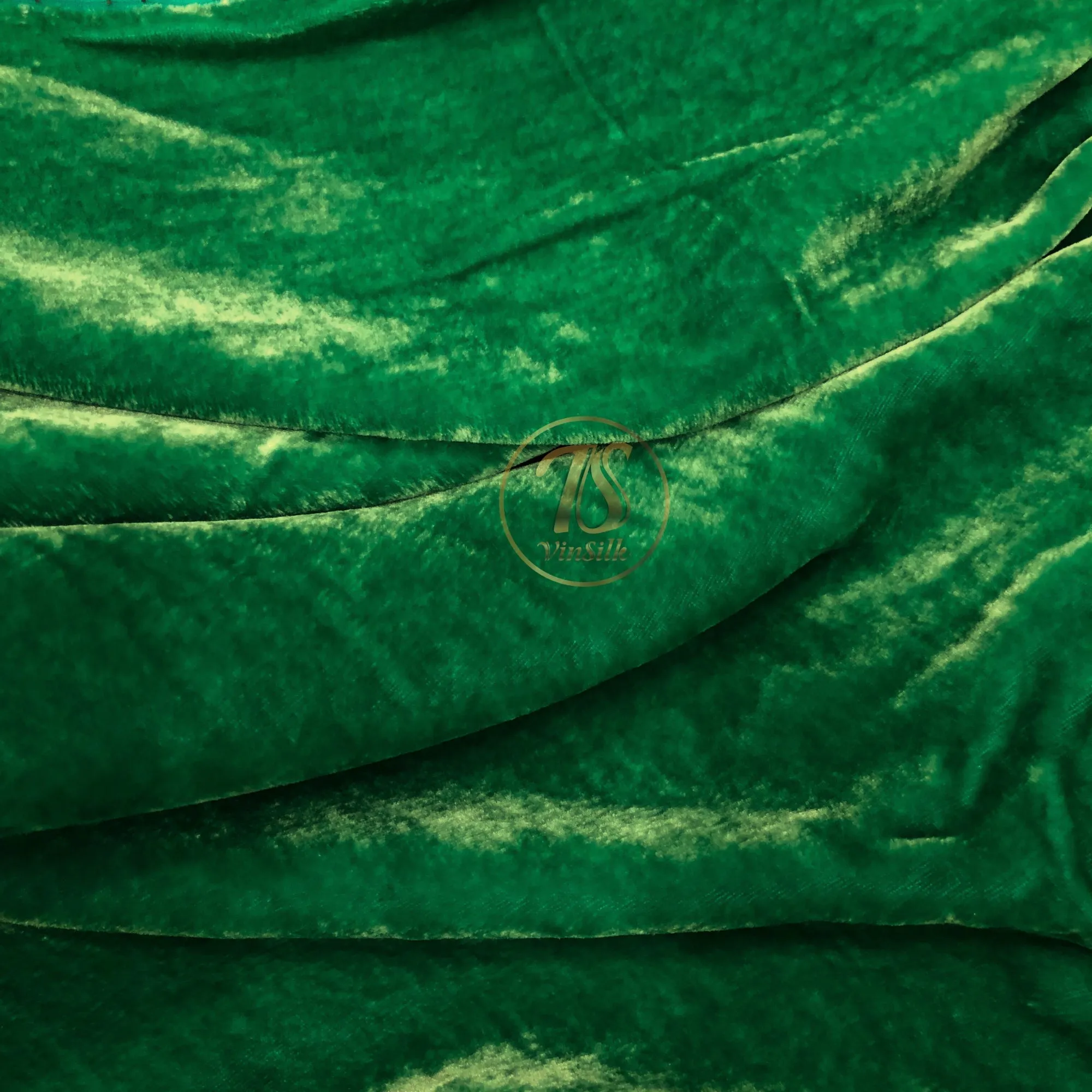 100% MULBERRY SILK VELVET fabric by the yard - Silk Velvet for Dress, Skirt, High End Garment - Silk apparel fabric - Green velvet