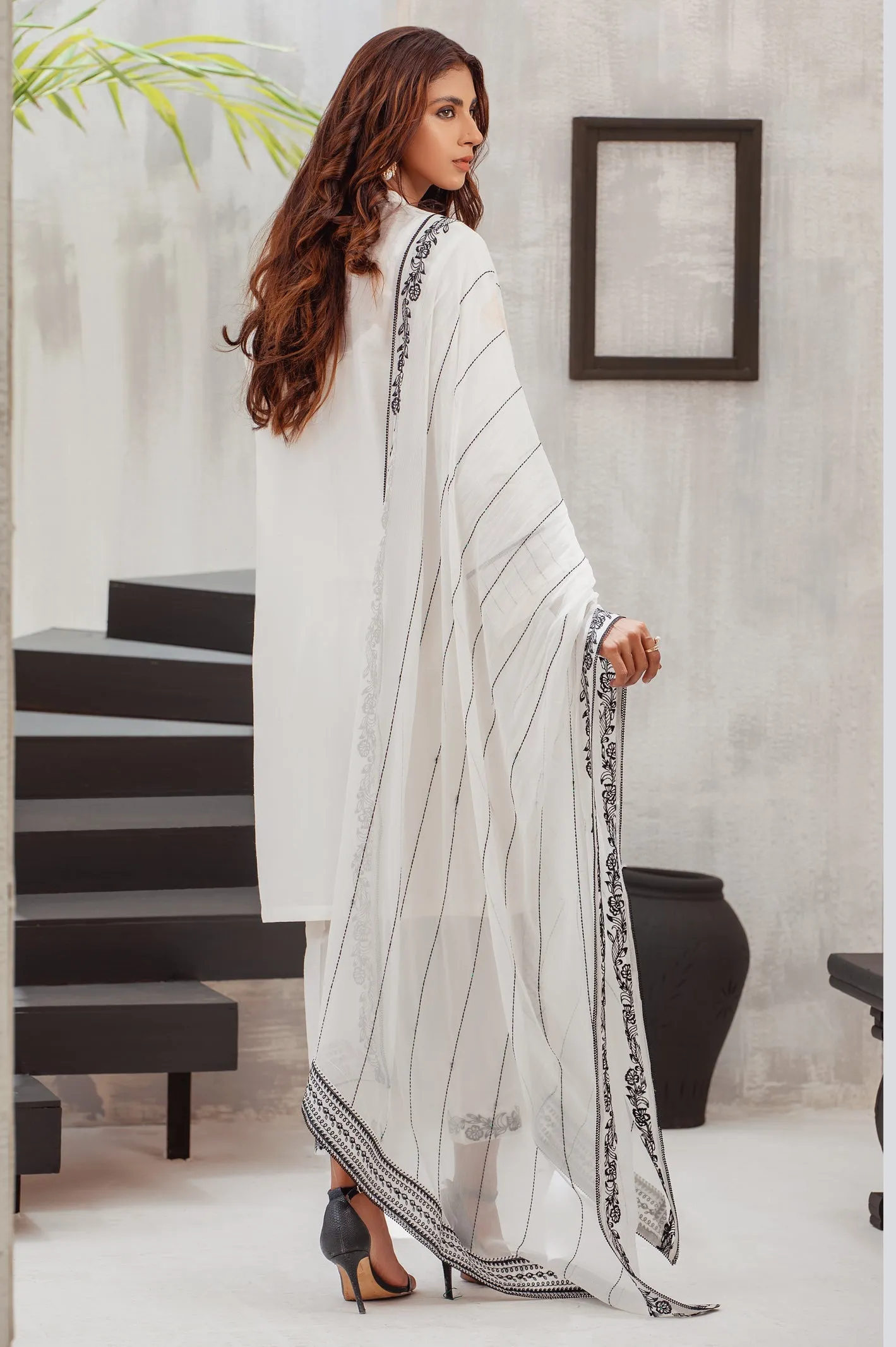 3PC Raw Silk & Chiffon White Stitched