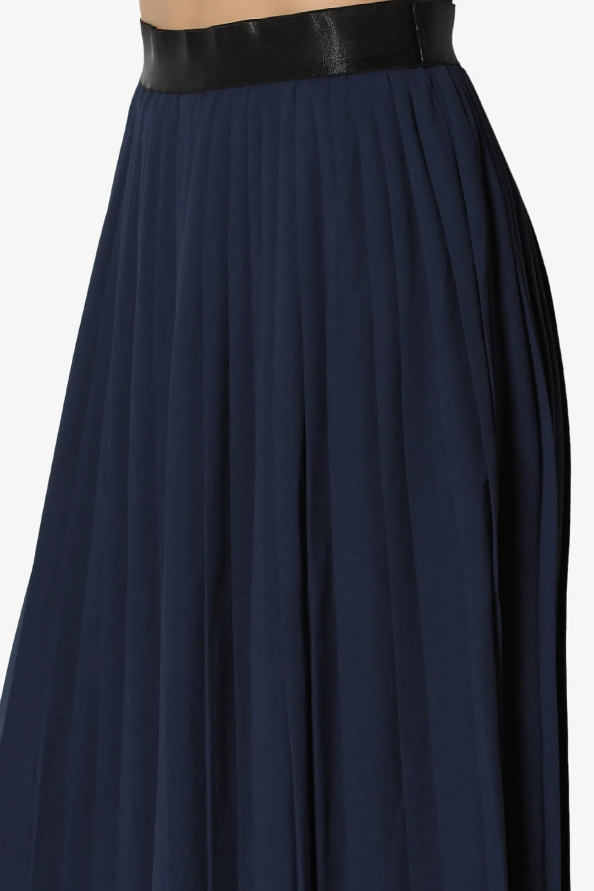 Barria Flowy Maxi Pleated Skirt PLUS