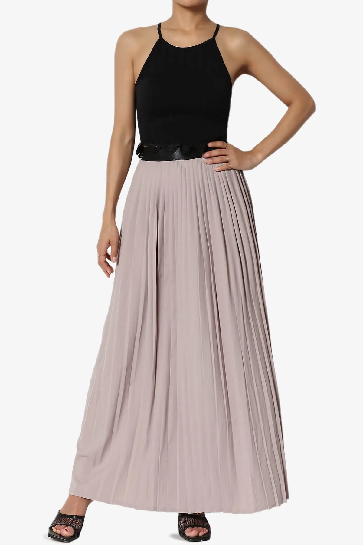 Barria Flowy Maxi Pleated Skirt PLUS