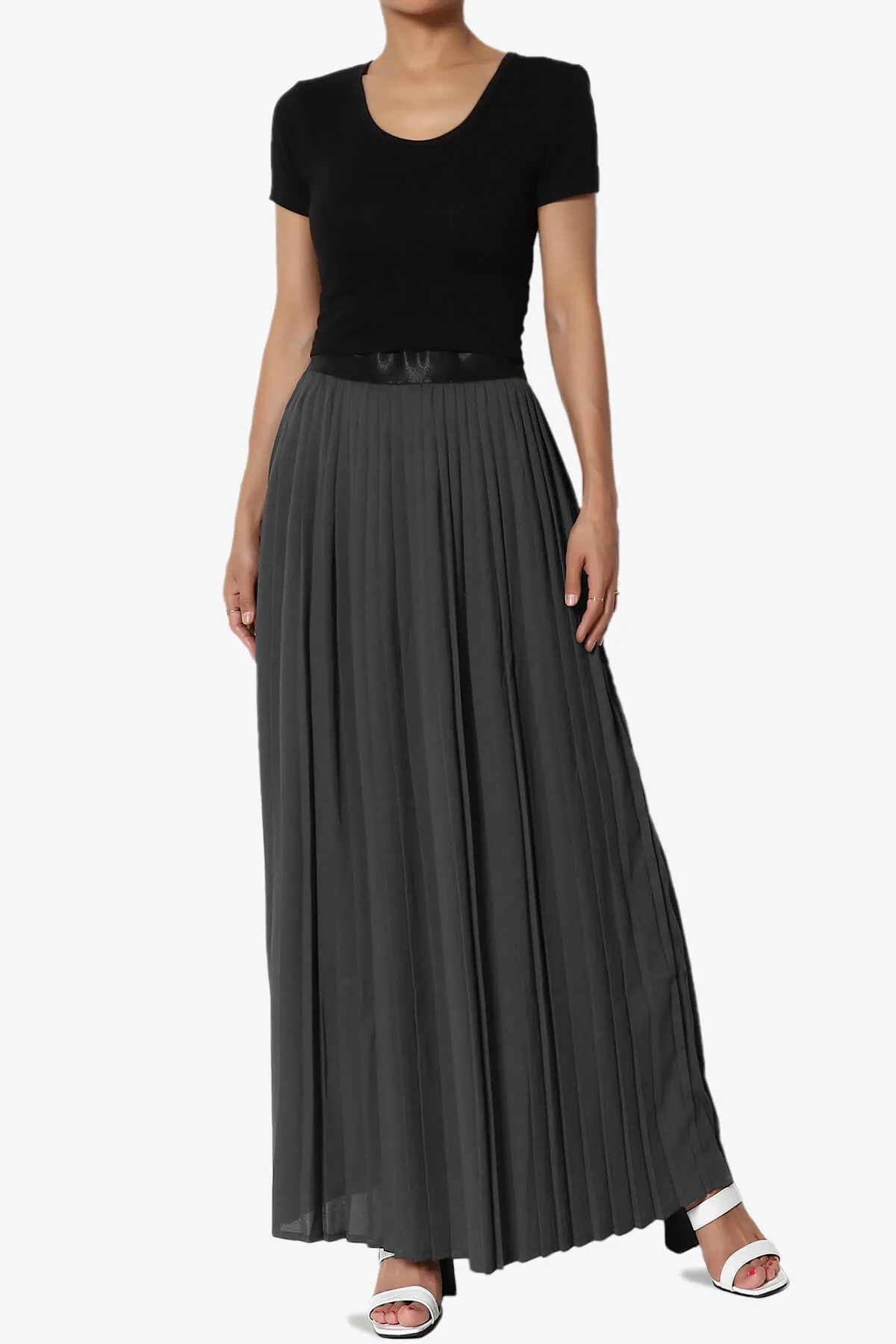 Barria Flowy Maxi Pleated Skirt PLUS