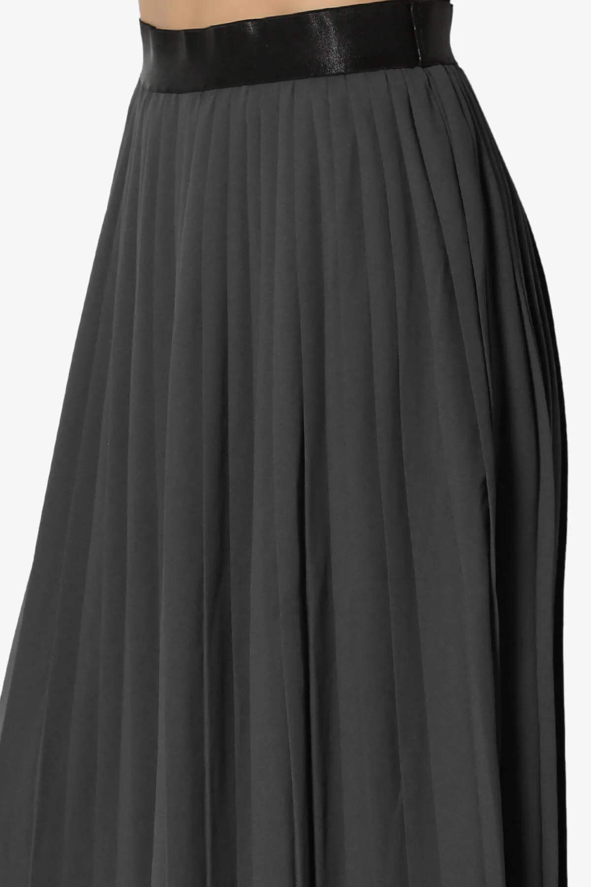 Barria Flowy Maxi Pleated Skirt PLUS