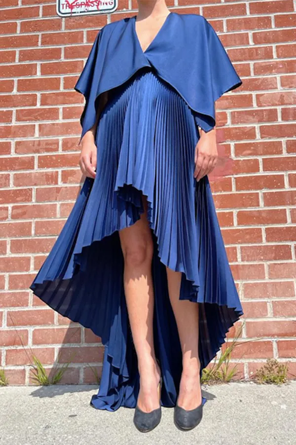 Elipse Pleated V-Neck Dress in Navy