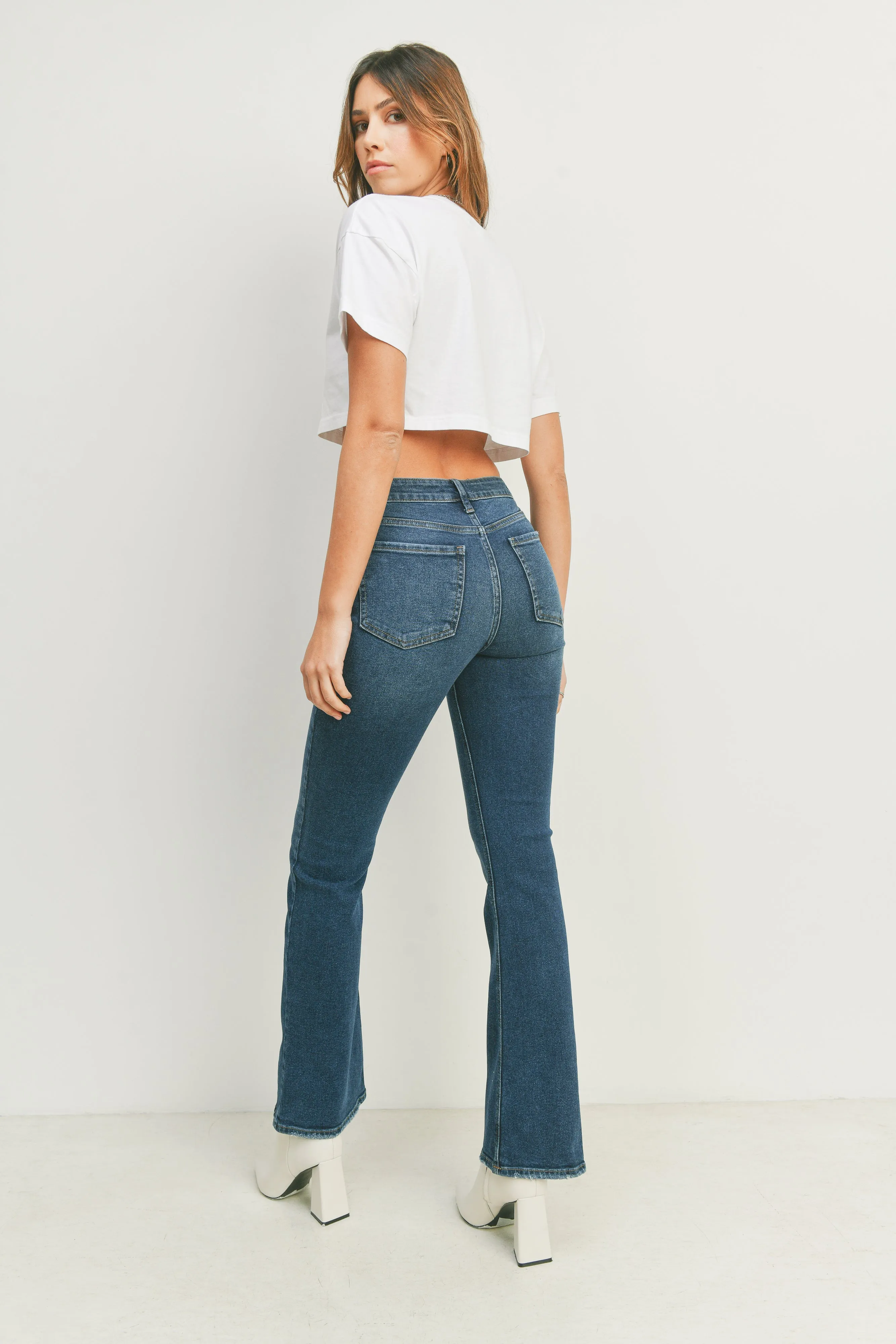 Ellen High Rise 90s Slim Flare Jean