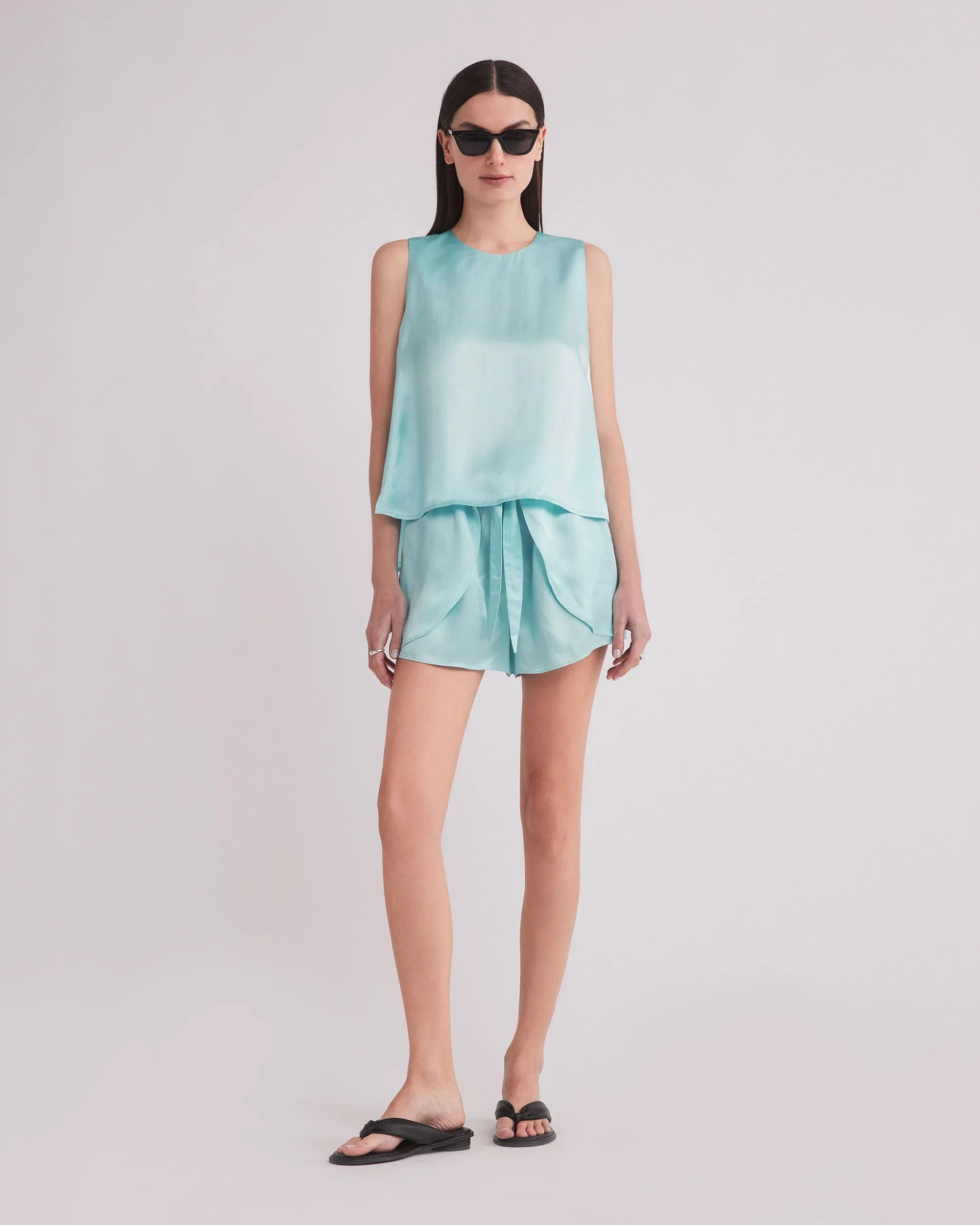 MANON SHORTS AQUA BLUE